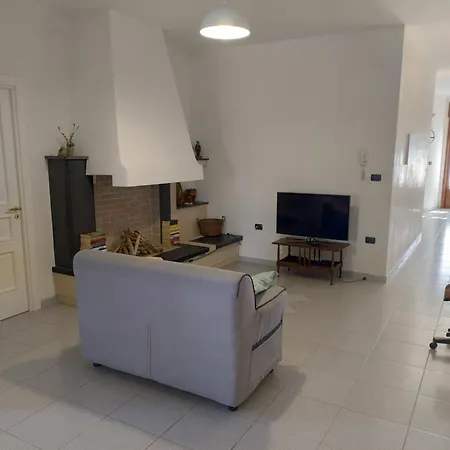 Casa Bianca Luce * Torre Santa Susanna
