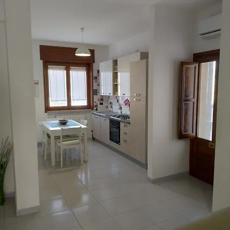 Casa Bianca Luce * Torre Santa Susanna